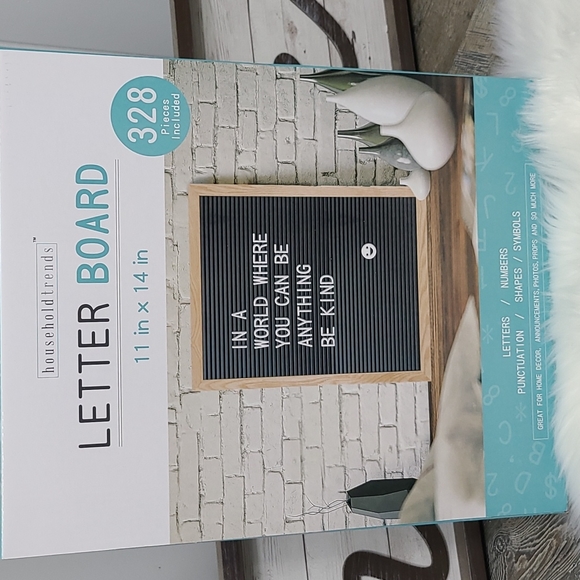 New Letter Board Display- 328 pieces - Picture 3 of 5